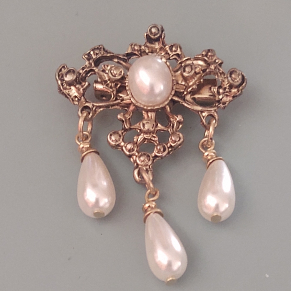 Vintage Brooch
